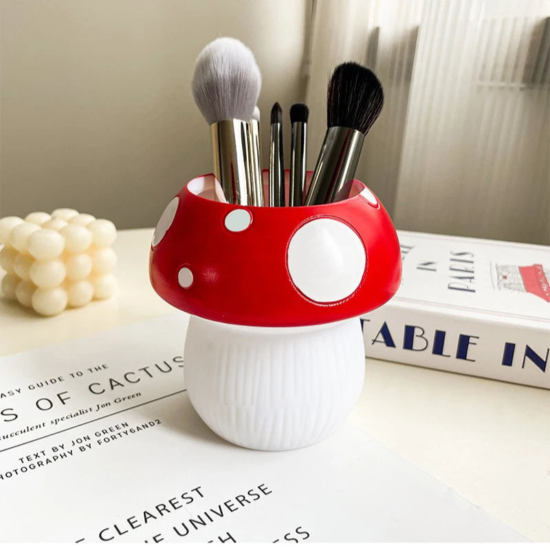 Cute Mushroom Storage Bucket, Resin Polka Dot Desktop Organizer for Makeup Brushes, Stationery, Pen Holder & Vase, Ideal Gift