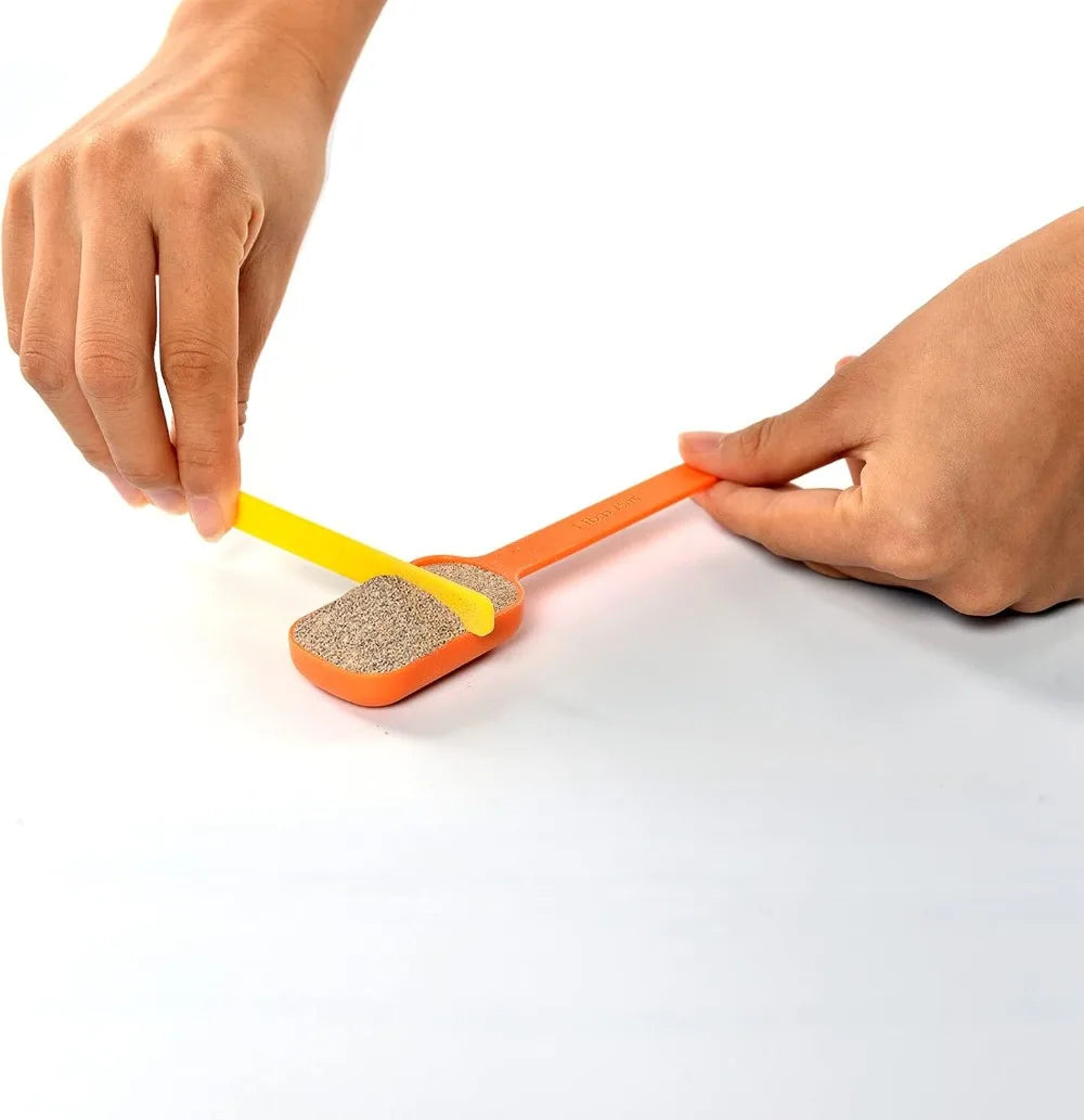 8-Piece Plastic Measuring Spoons Set.