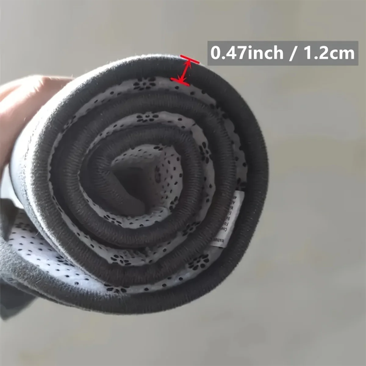 Cartoon flannel absorbent floor mats special-shaped furry bathroom non-slip foot mats thickened shower room mats